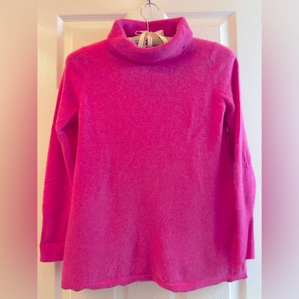 Talbots Cashmere mock rolled neck. MP. Pink.